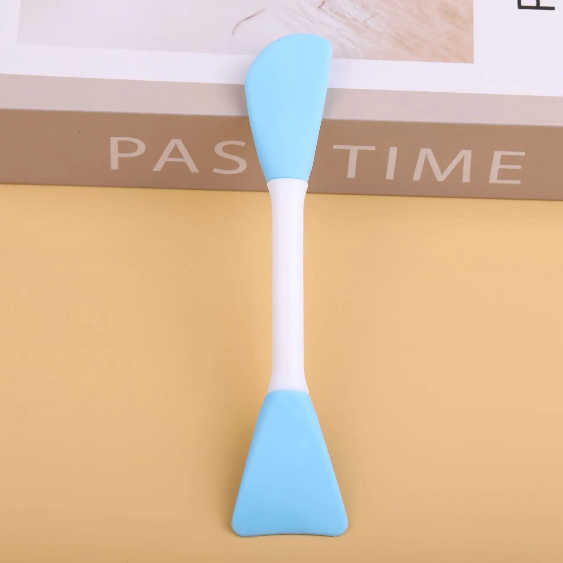 Facial Mask Brush – Double-Ended Silicone & Soft Bristles