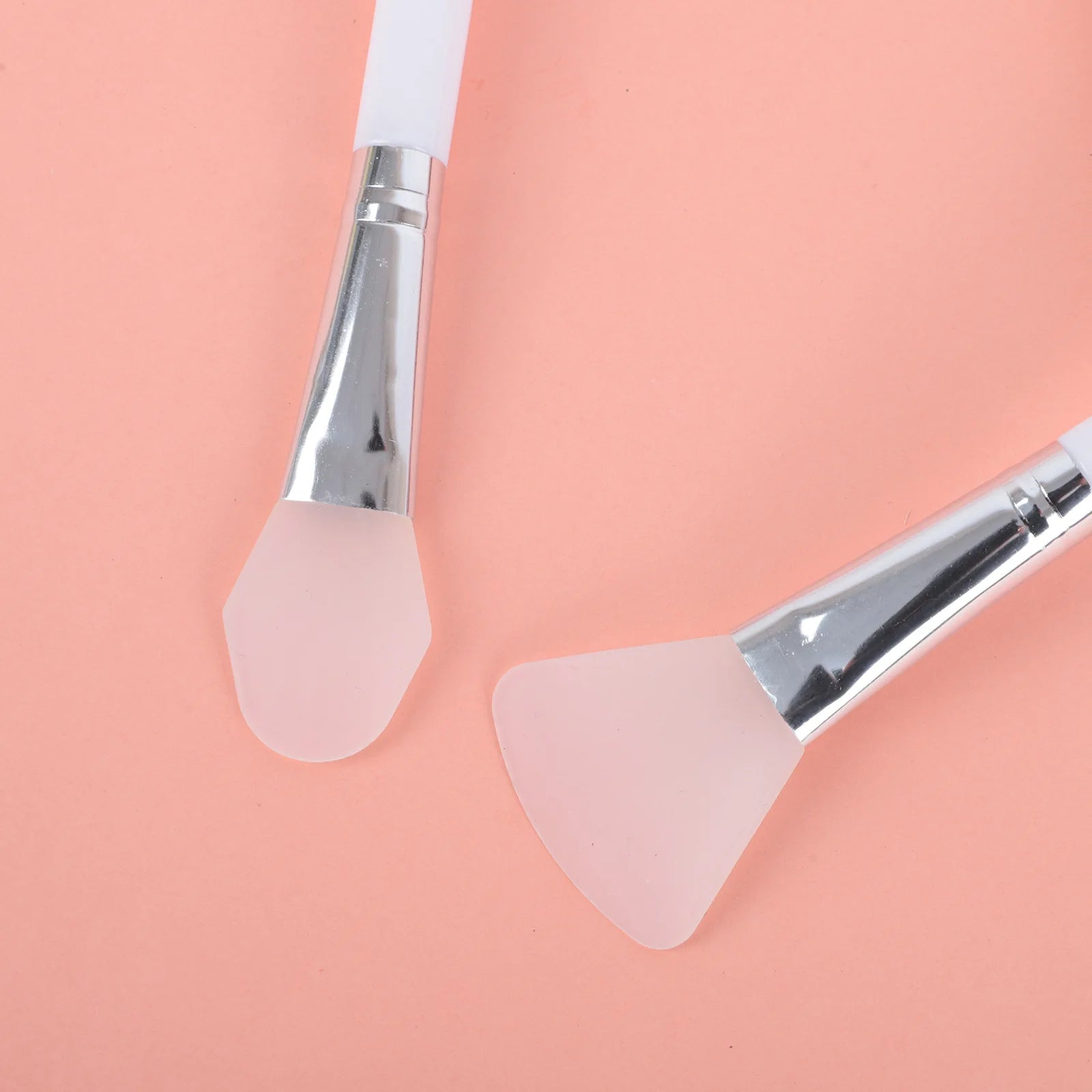 Facial Mask Brush – Double-Ended Silicone & Soft Bristles