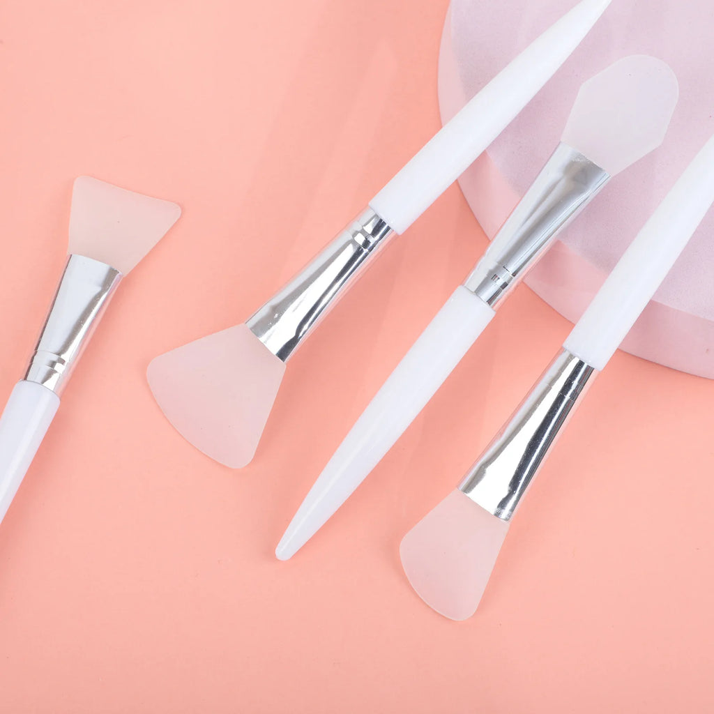 Facial Mask Brush – Double-Ended Silicone & Soft Bristles
